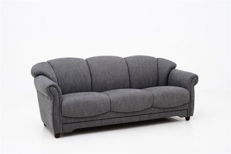 Fin byggbar soffa från Ermatiko. Soffan heter Malin och går att få i både tyg och skinn.