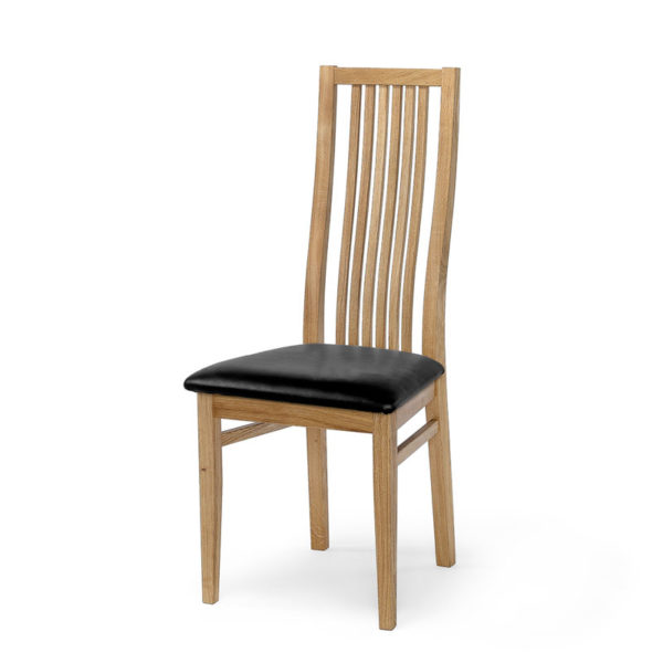 En fin stol från Torkelsons. Denna Allegro stol tillhör matgruppen med samma namn.