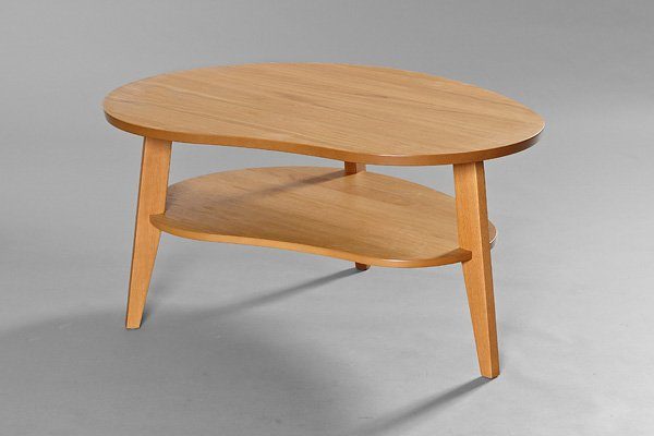 Ett fint soffbord från Bordbirger som går att få som ovalt och runt soffbord.