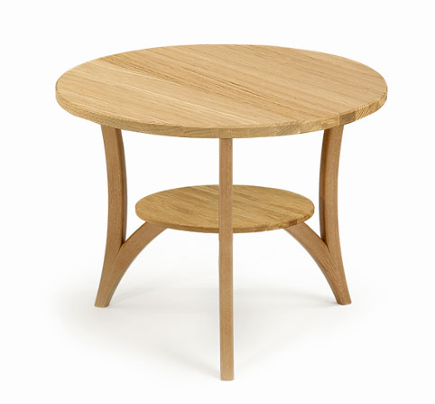 Snyggt soffbord vid namn Spinell. Bordet är tillverkat av Kleppe.
