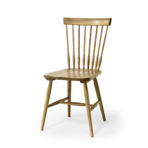 Birka är en pinnstol från Torkelson som finns i flera olika färger. Stolen tillverkas i massiv ek eller massiv björk. I ek kan du få stolen oljad eller i vitoljad ek och i björk går stolen att få i klarlack, svartlack, vitlack eller grålack.