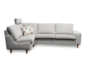 Breeze är en byggbar soffa från Above. Det är 10 års garanti på sitsar. Soffan finns med flera olika delar så som divan, öppet avslut och som hörnsoffa, 3 sits mm. Kombinera som du vill. Välj mellan tyg eller skinn.