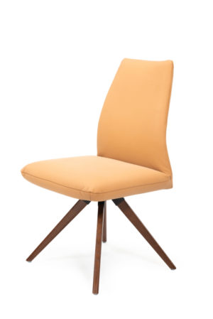 Stol nummer 9055 från Hjort Knudsen är en stol med justerbar rygg. Denna stol har även snurr. Finns i tyg, skinn och nubuck.
